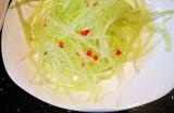 色拉风味与健康结合的好色龙腌黄瓜，尽在我们的主页！