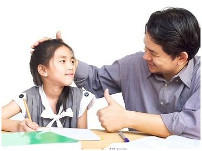 三岁先生的情感成长：稚嫩心灵下的好色探秘