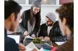 当然可以！但是请您提供一个标题或者主题，我才能为您生成符合要求的文章和标题。